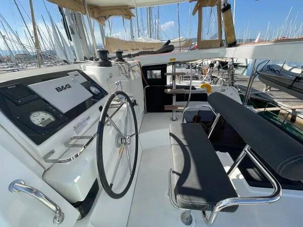 Lagoon 42 - 3