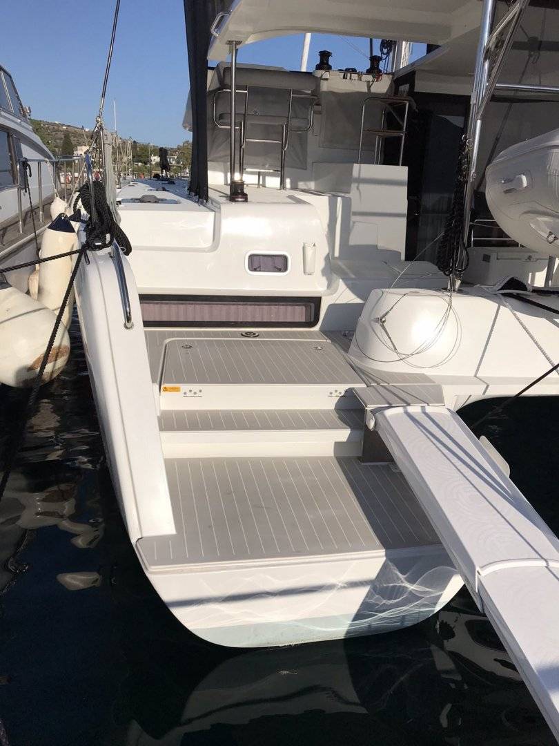 Lagoon 42 - 3