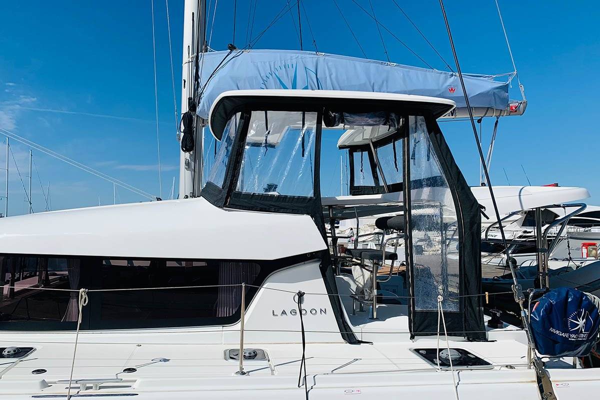 Lagoon 42 - 3