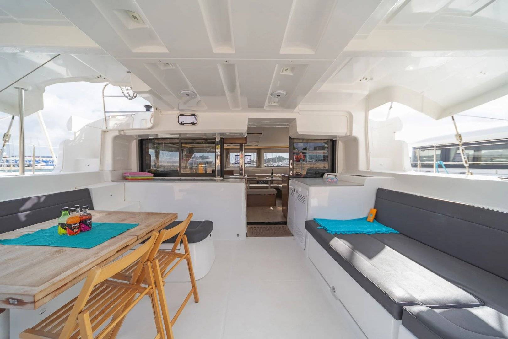 Lagoon 46 - 4