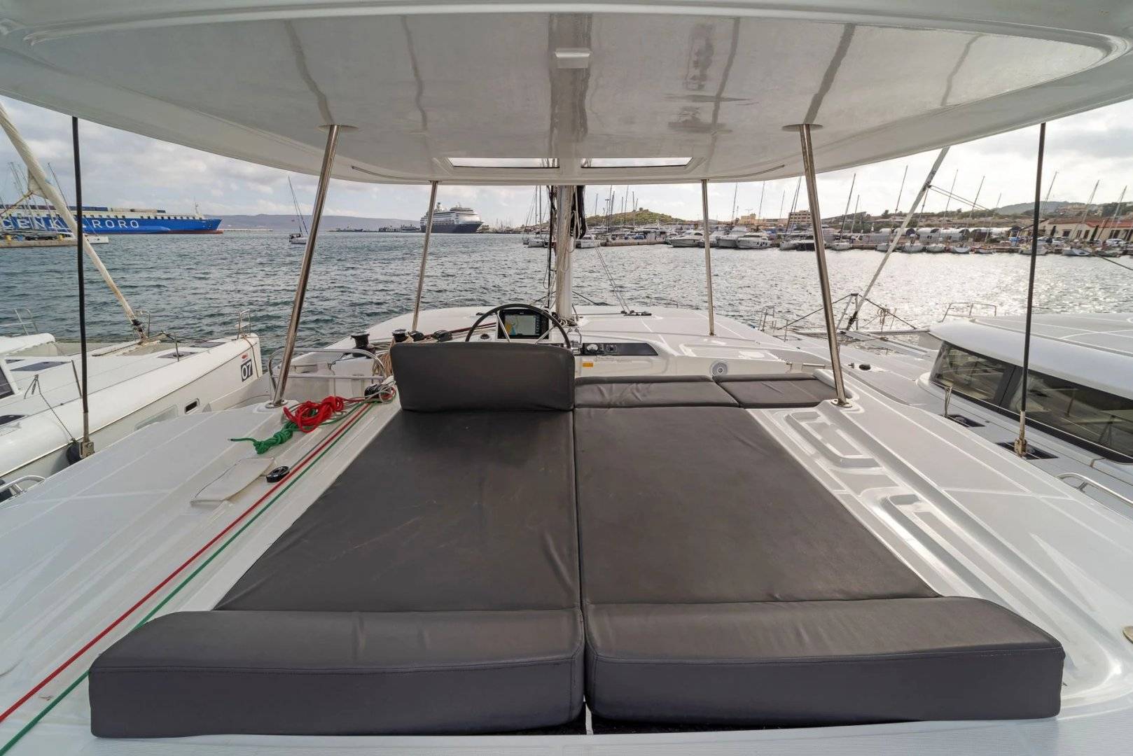 Lagoon 46 - 3