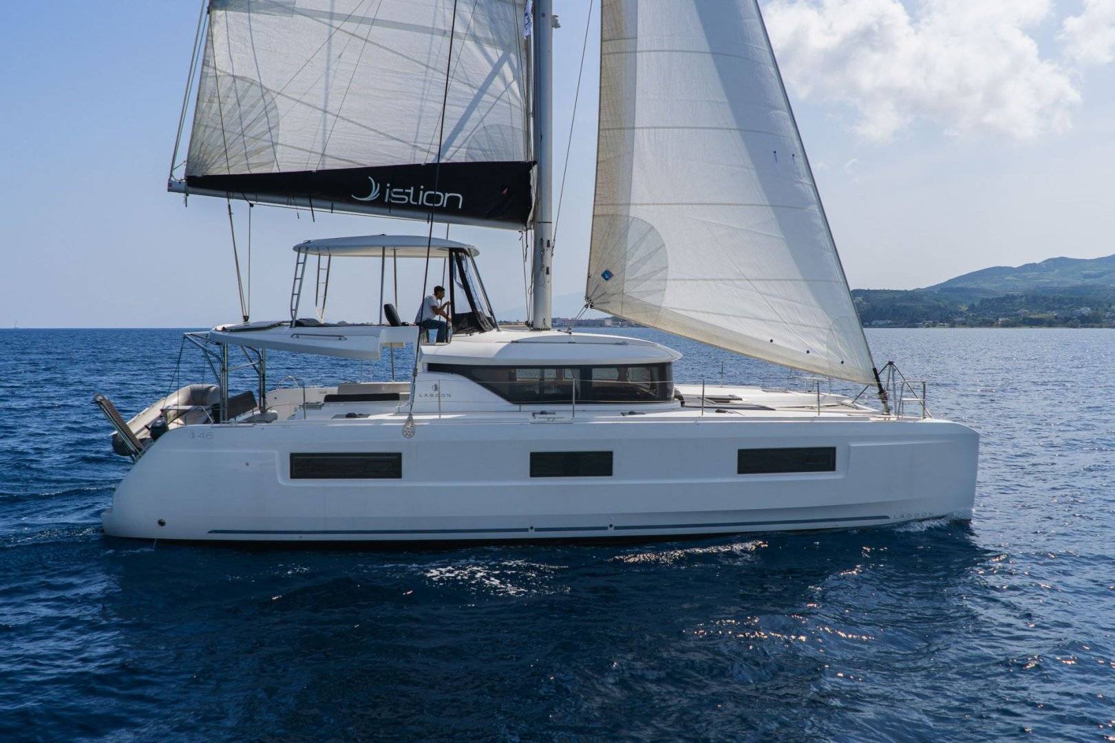 Lagoon 46 - 3