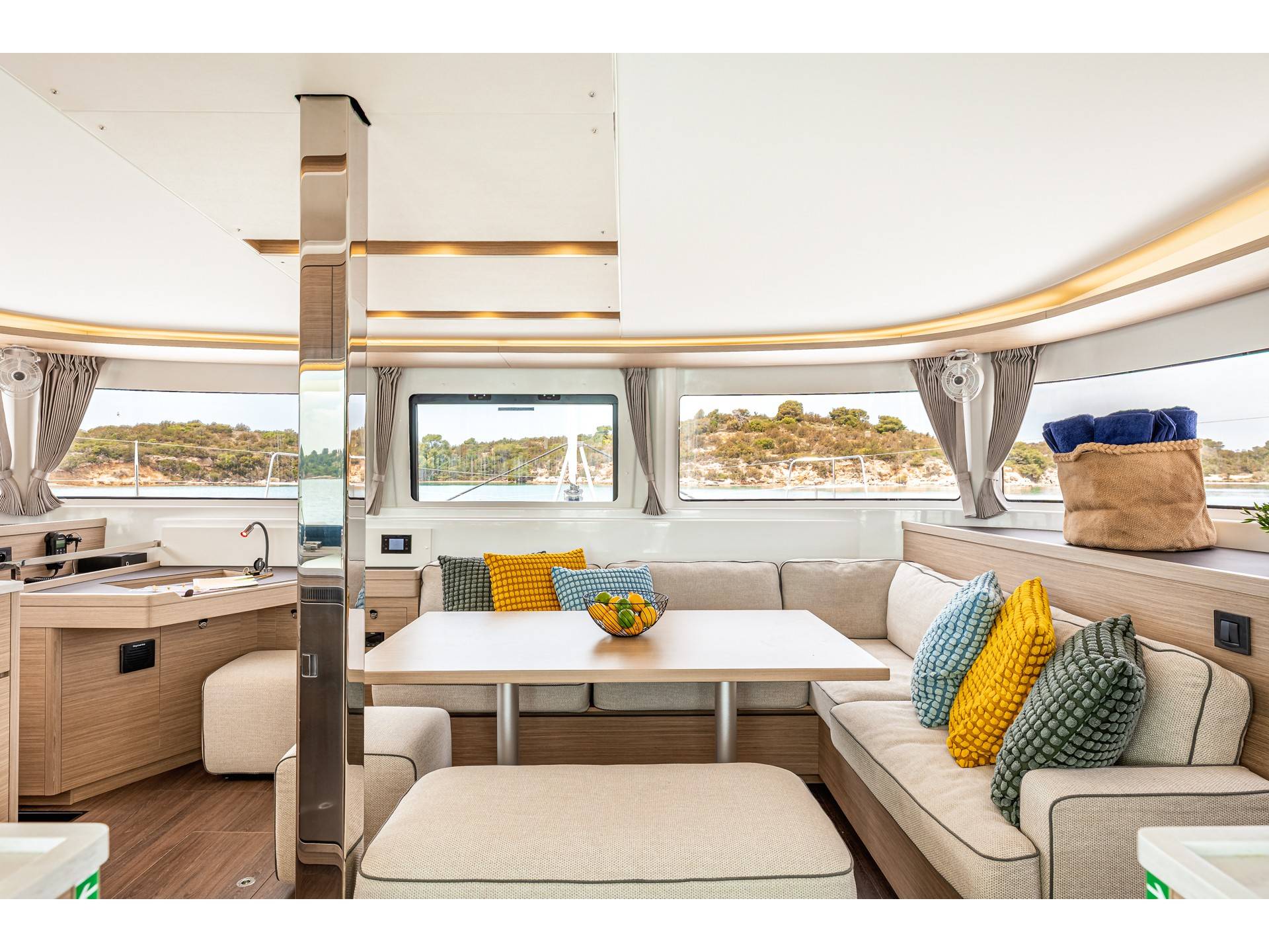 Lagoon 46 - 5