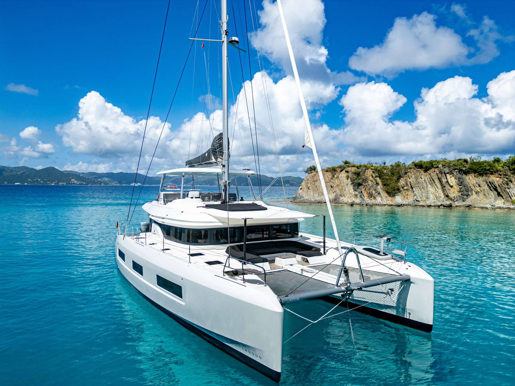 Lagoon 55