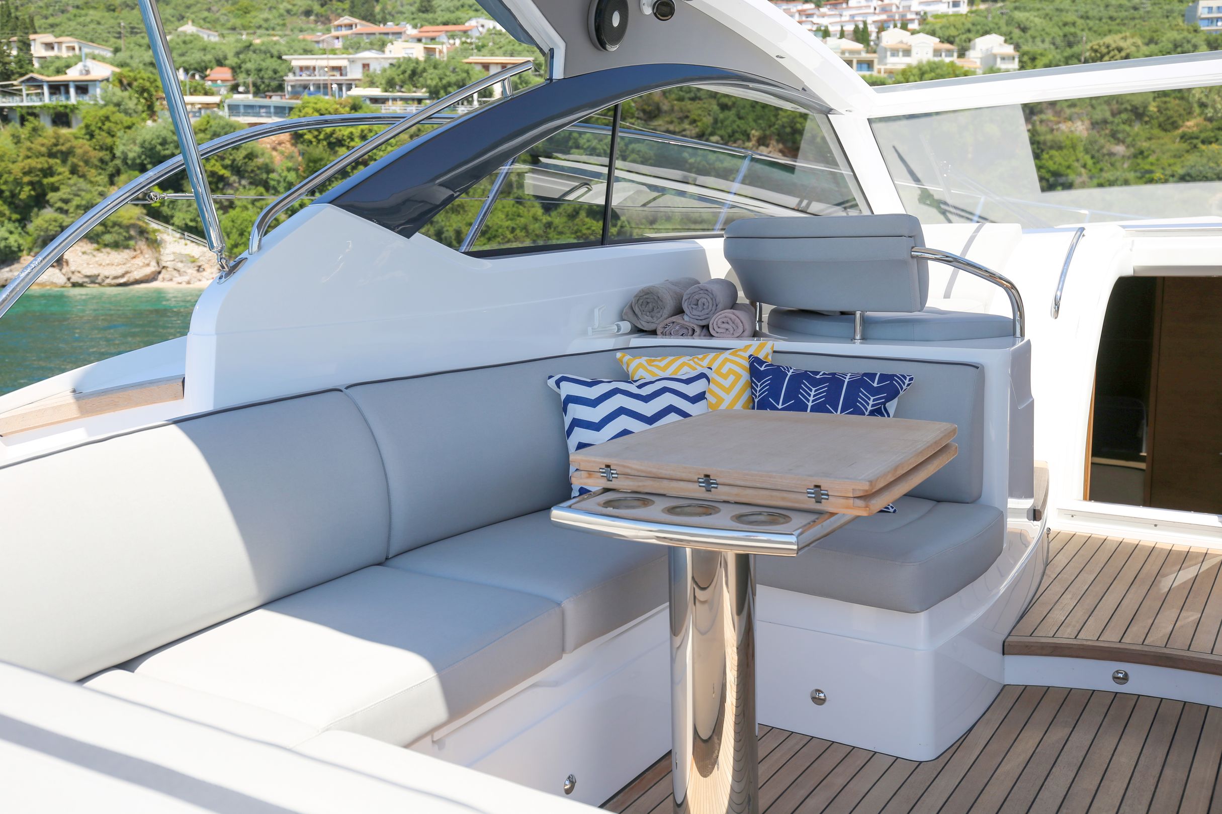 Princess V40 - 2