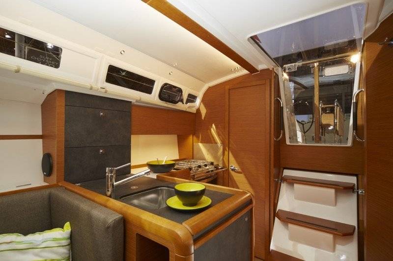 Sun Odyssey 349 - 3