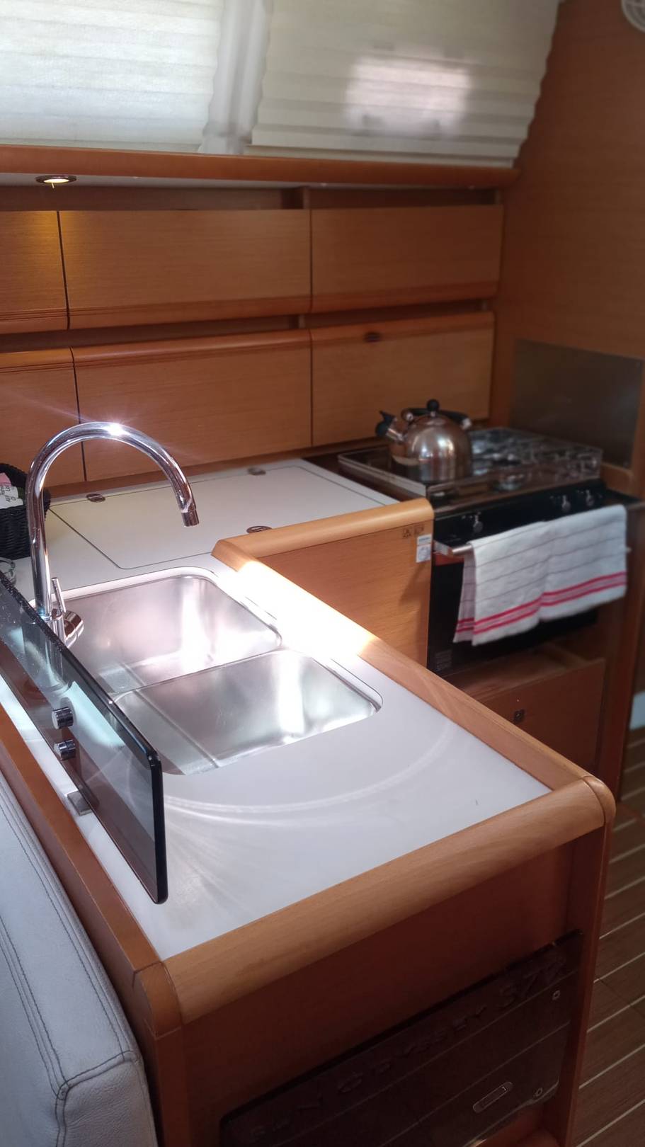 Sun Odyssey 379 - 5