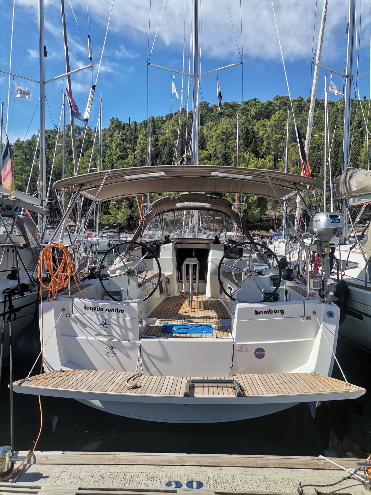 Sun Odyssey 389 - 4