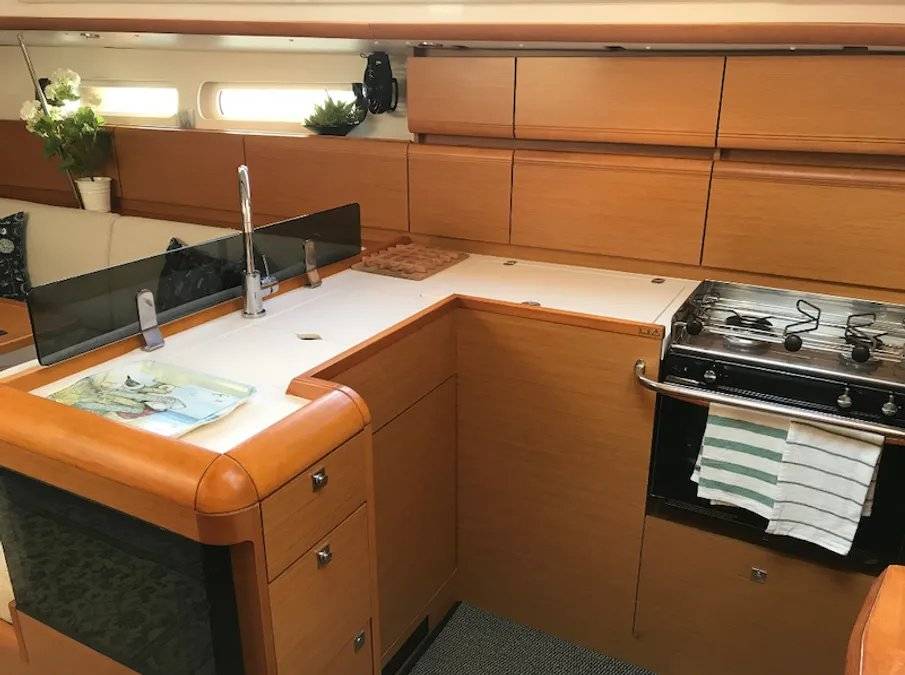 Sun Odyssey 409 - 4