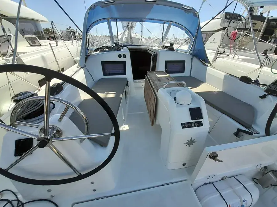 Sun Odyssey 410 - 3