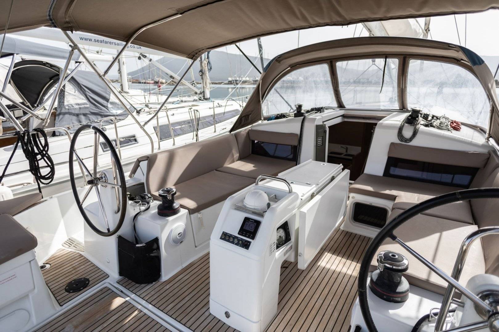 Sun Odyssey 440 - 3