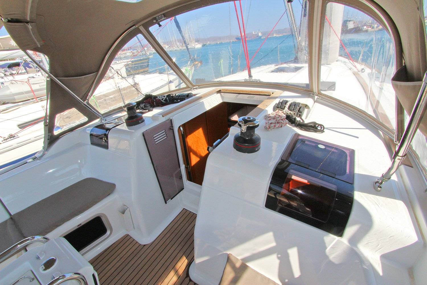 Sun Odyssey 449 - 5