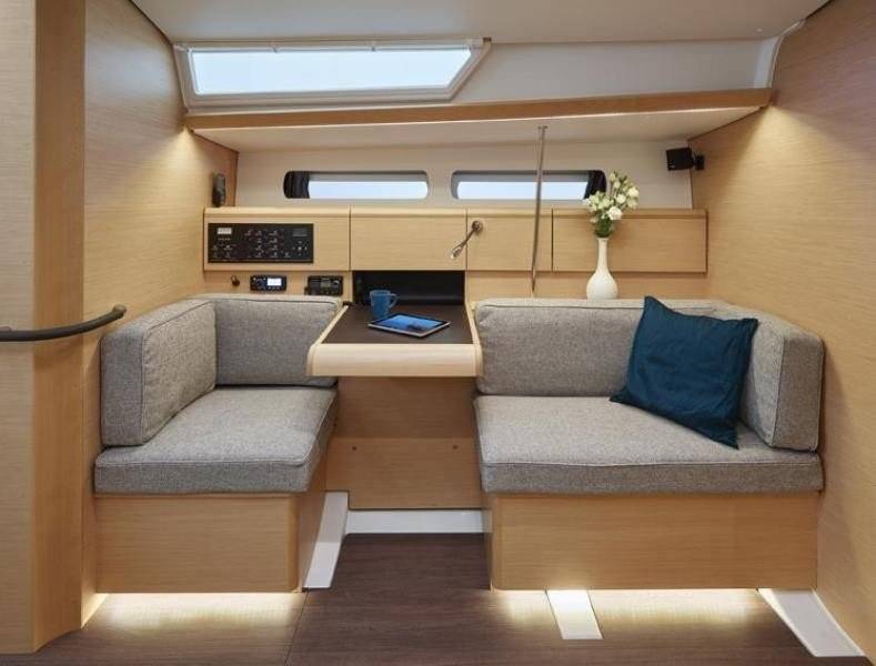 Sun Odyssey 449 - 5