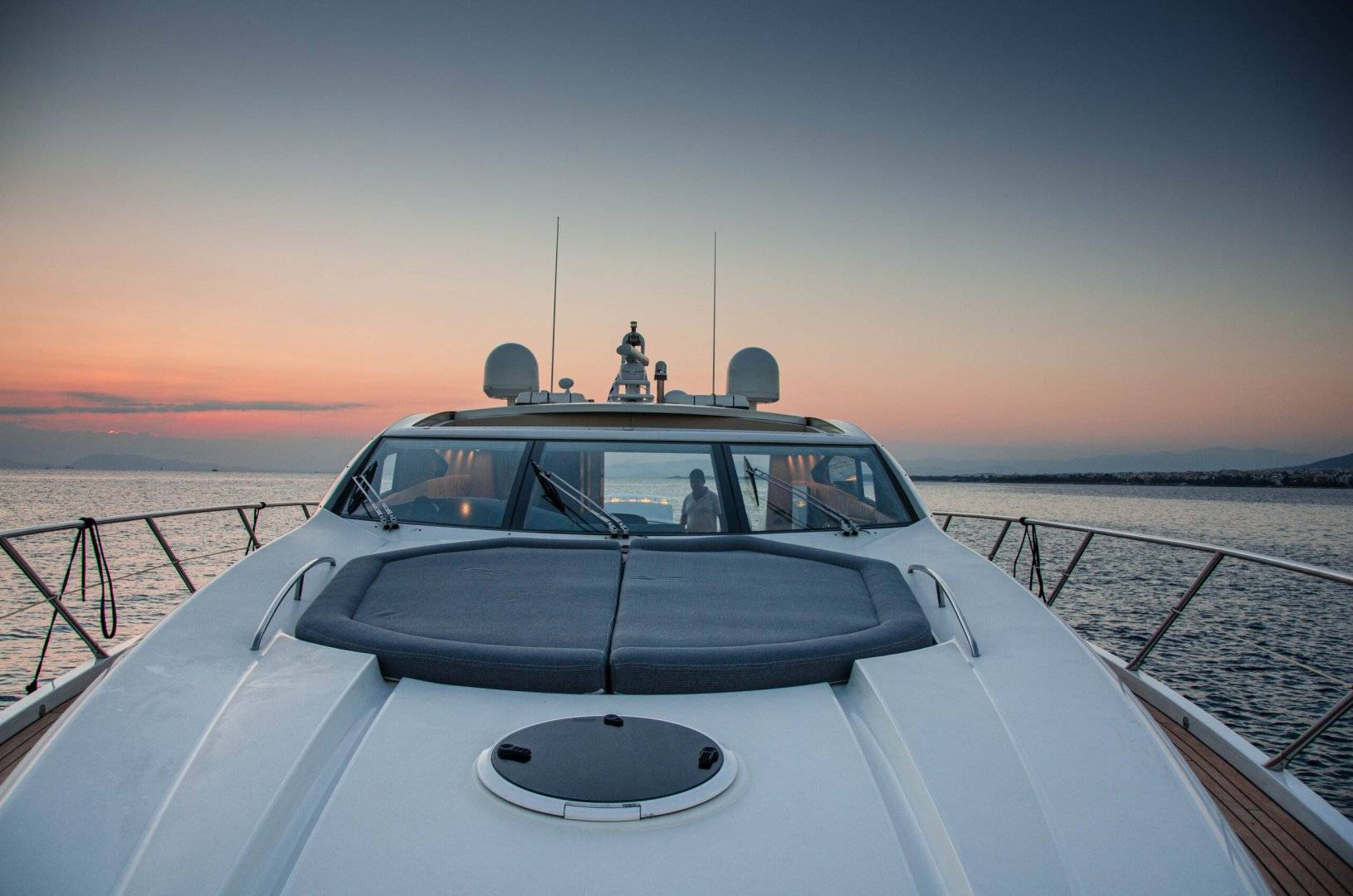 Sunseeker Predator 72 - 5