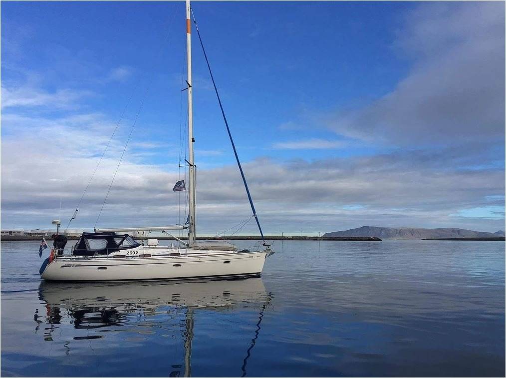 Bavaria 42