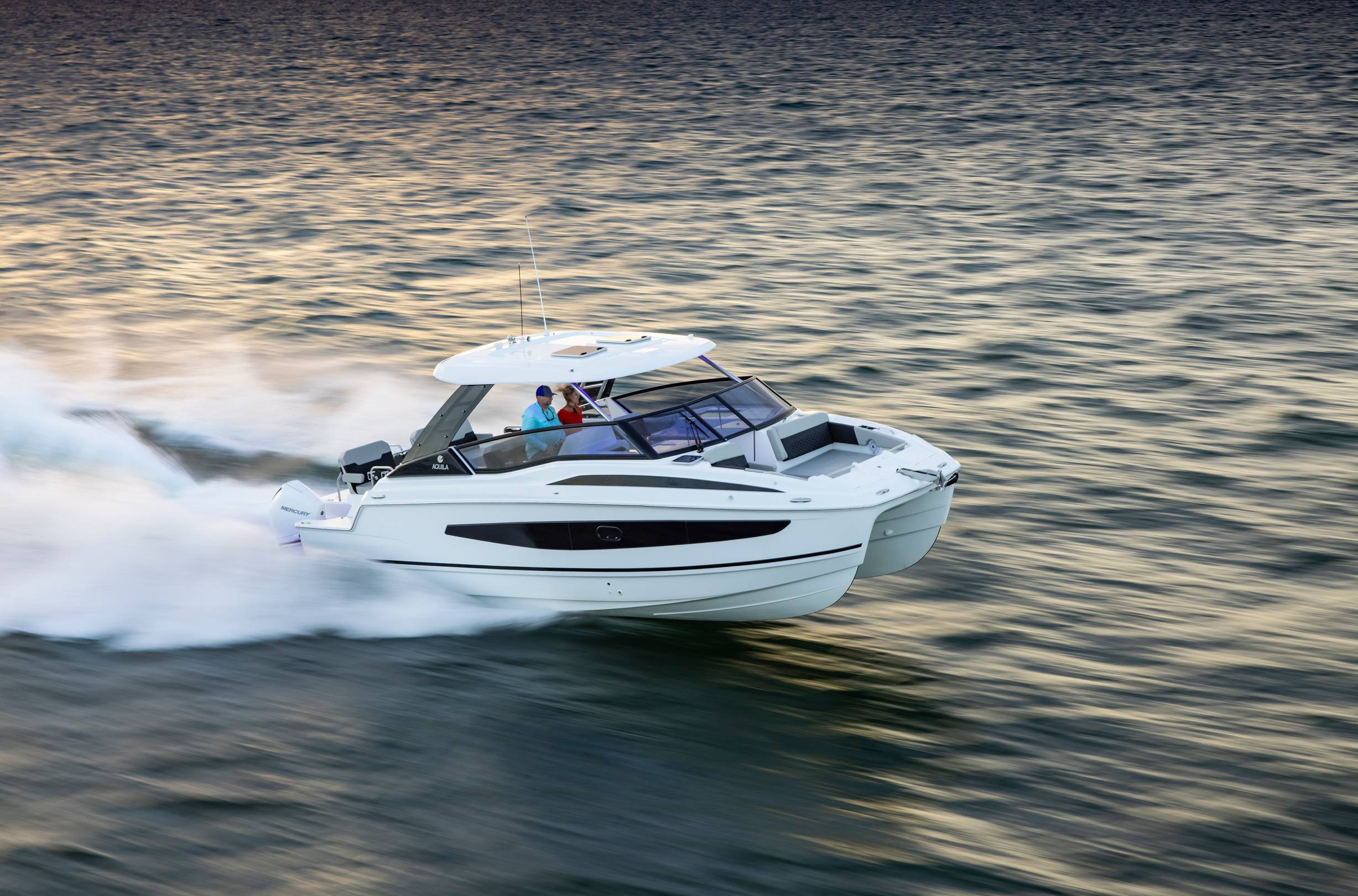 Aquila 32 Sport