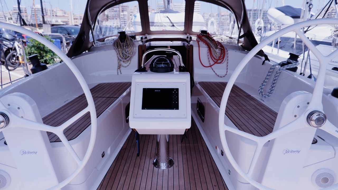 Bavaria 37 Cruiser - 3
