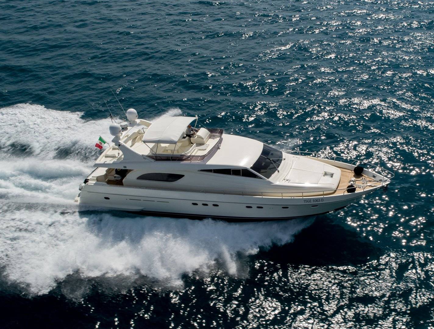 Ferretti 72