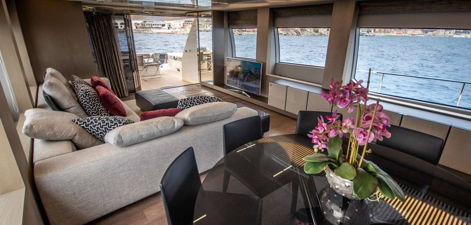 Ferretti 850 - 2