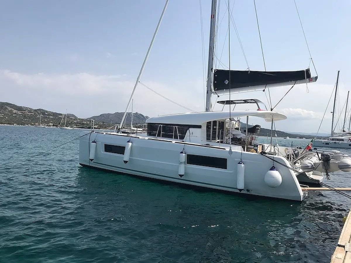 Lagoon 40