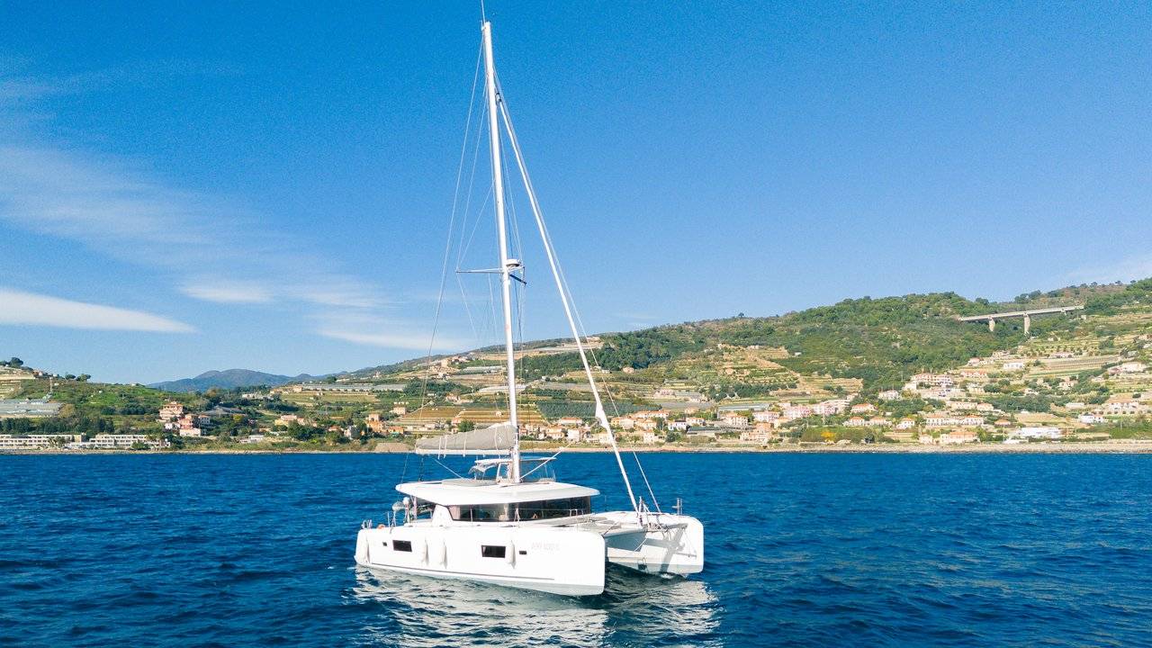 Lagoon 42 - 2