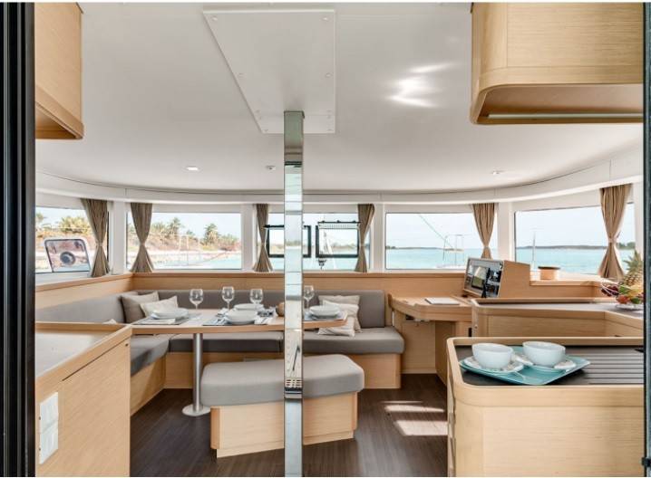 Lagoon 42 - 5