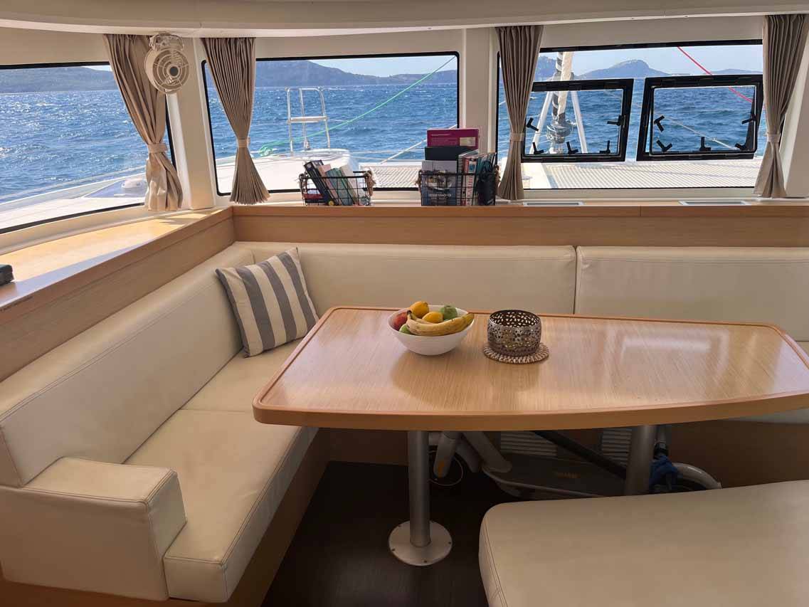 Lagoon 42 - 5
