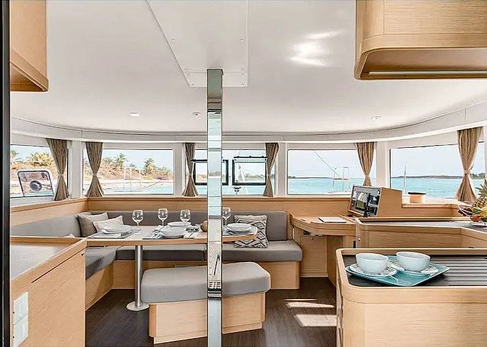 Lagoon 42 - 2