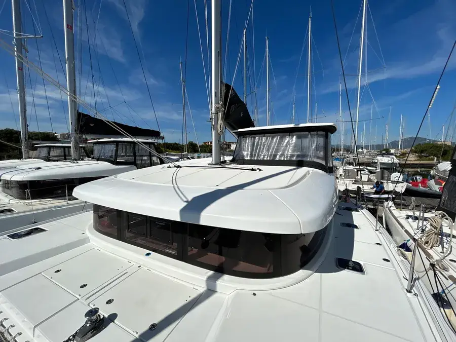 Lagoon 42