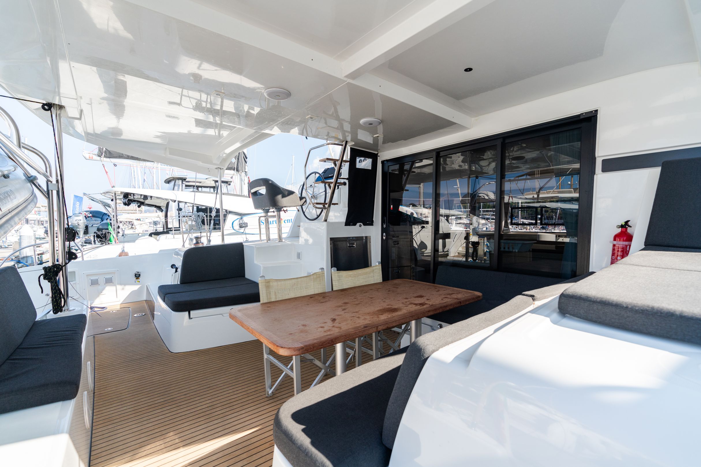 Lagoon 42 - 3