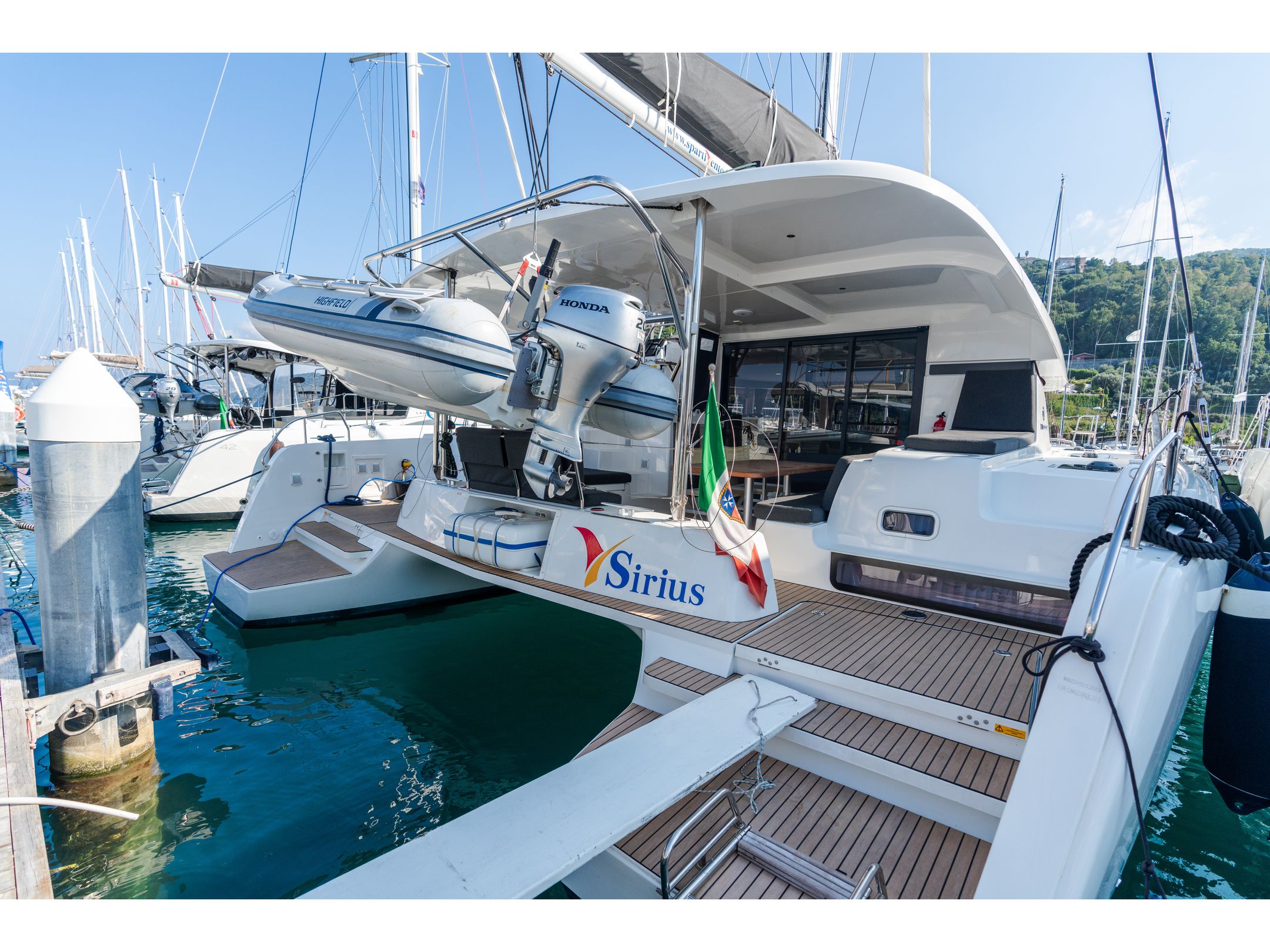 Lagoon 42 - 4
