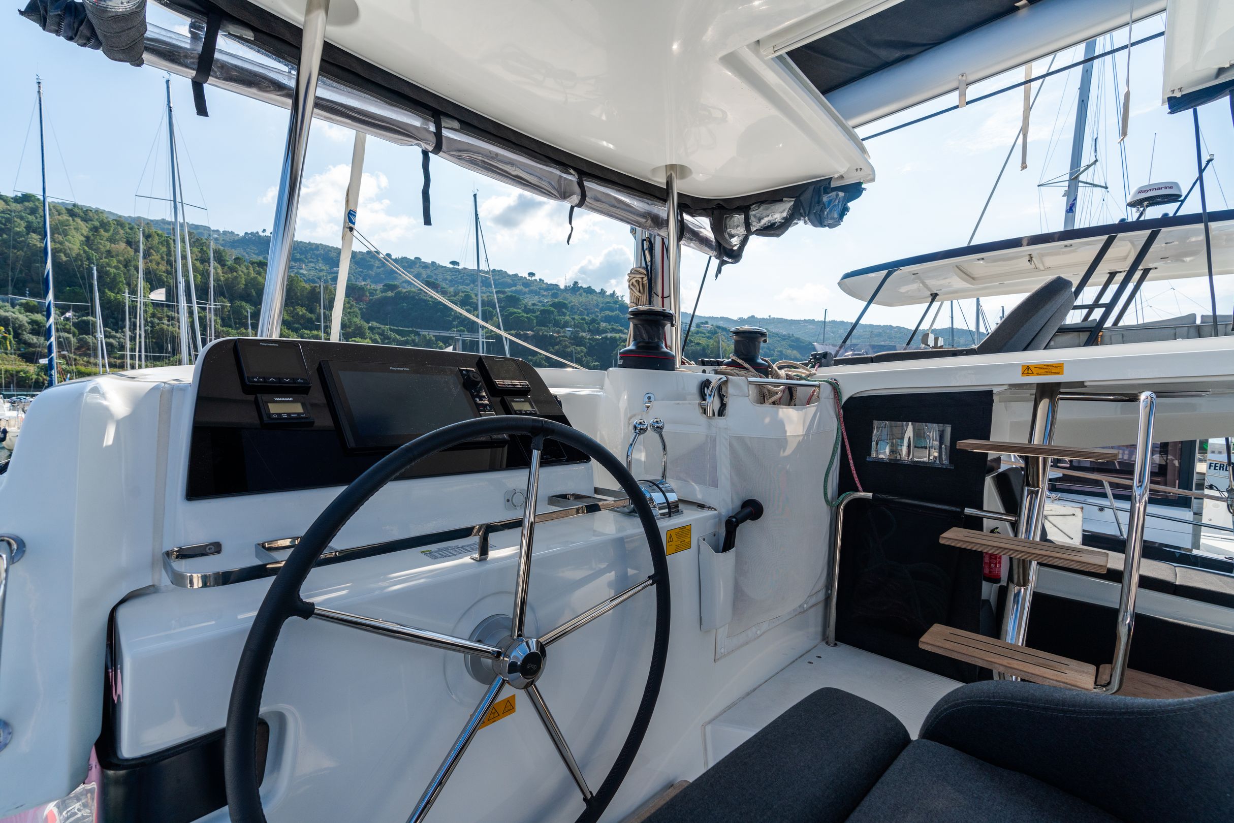 Lagoon 42 - 5