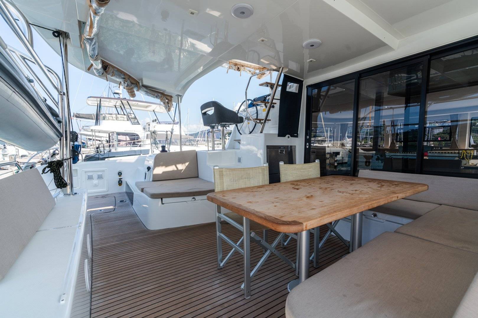 Lagoon 42 - 2