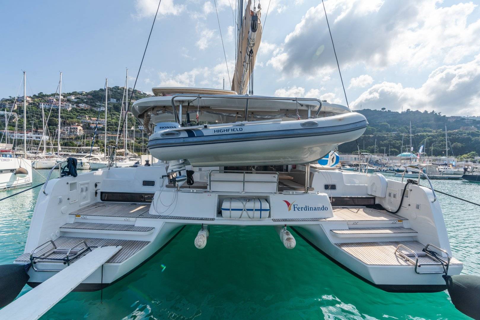 Lagoon 42