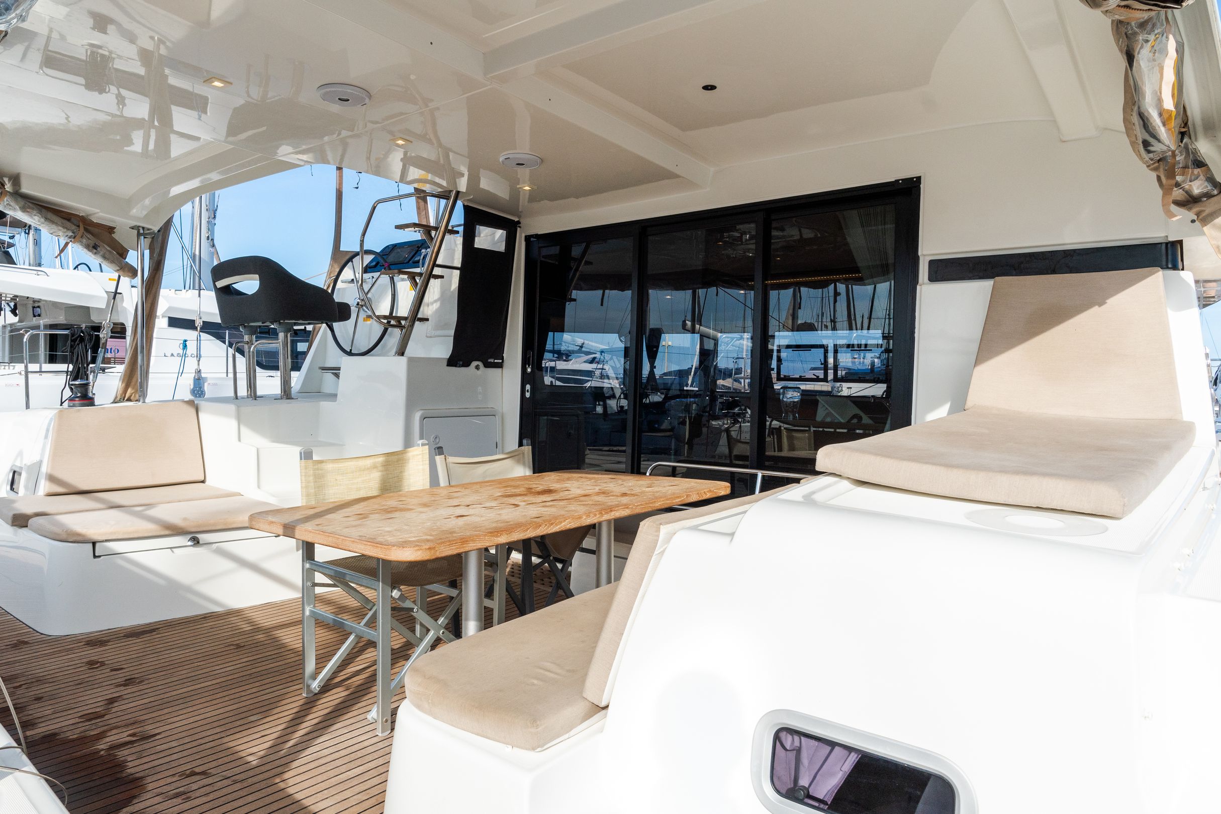 Lagoon 42 - 4
