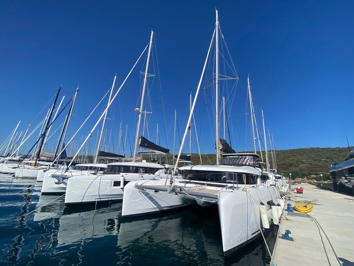 Lagoon 42 - 2