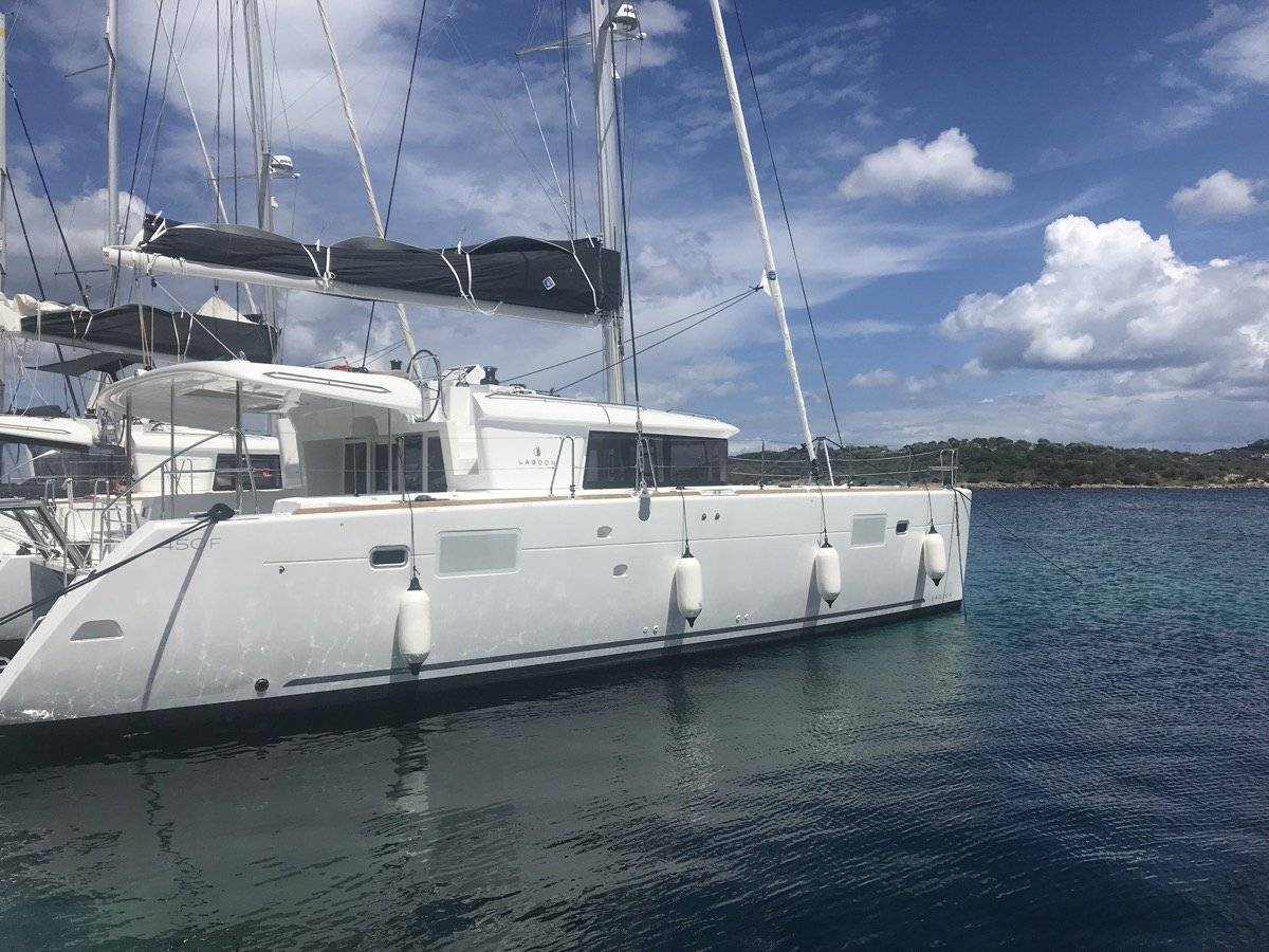 Lagoon 450 F