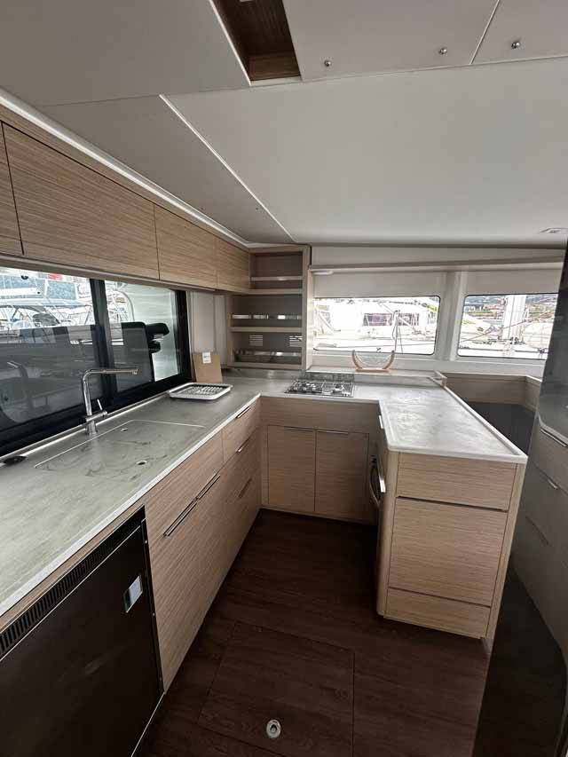 Lagoon 46 - 5