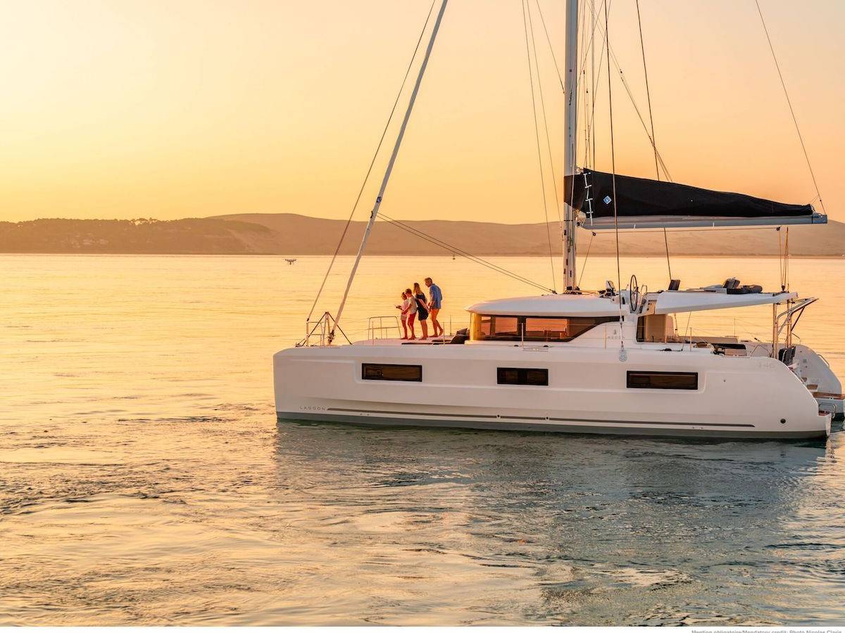 Lagoon 46 - 3