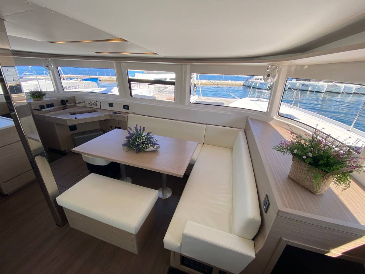 Lagoon 46 - 5
