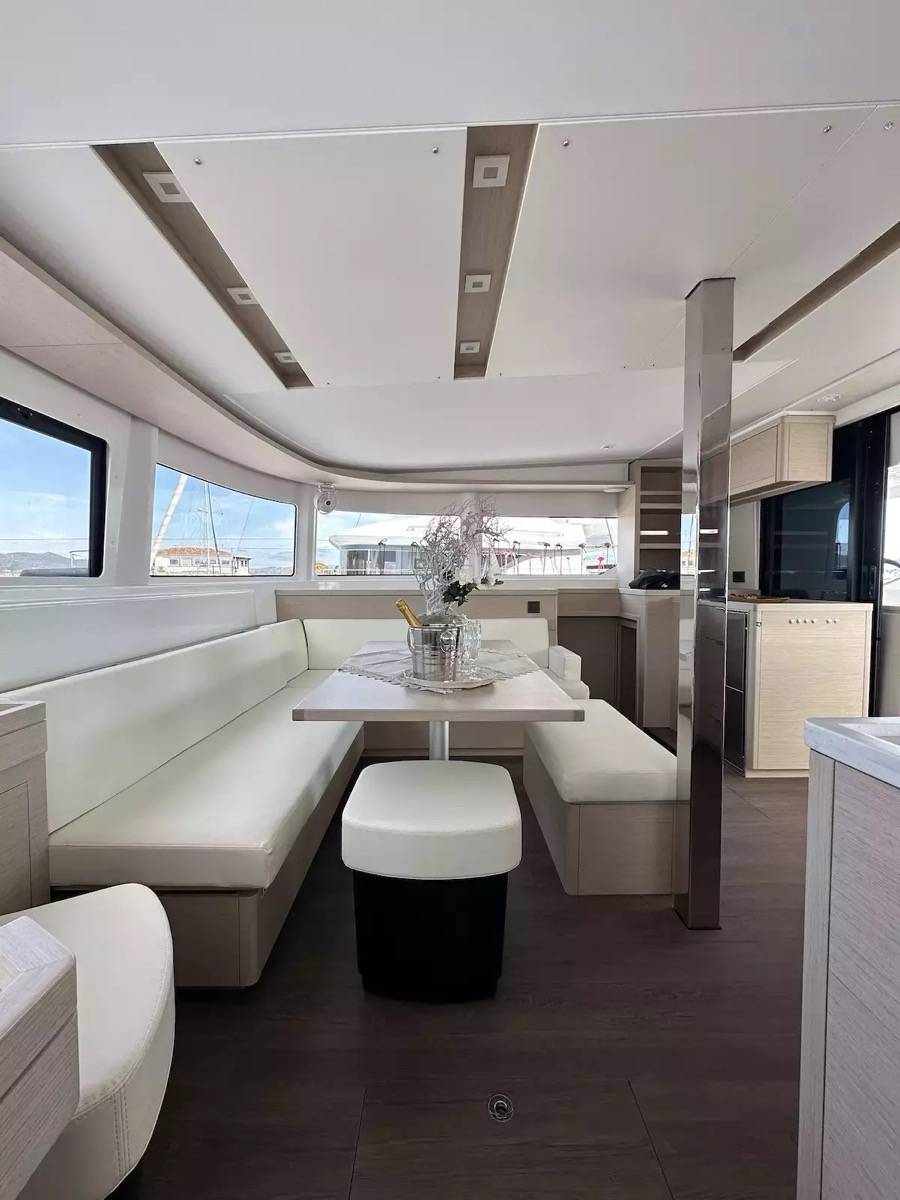 Lagoon 46 - 3