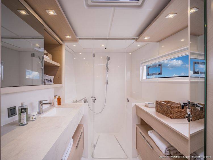 Lagoon 46 - 5