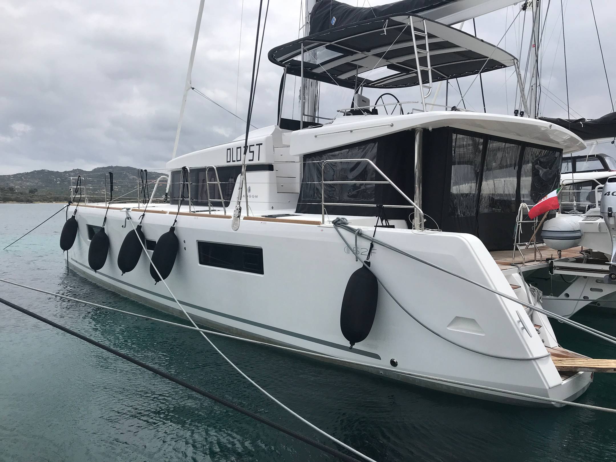 Lagoon 52 - 3