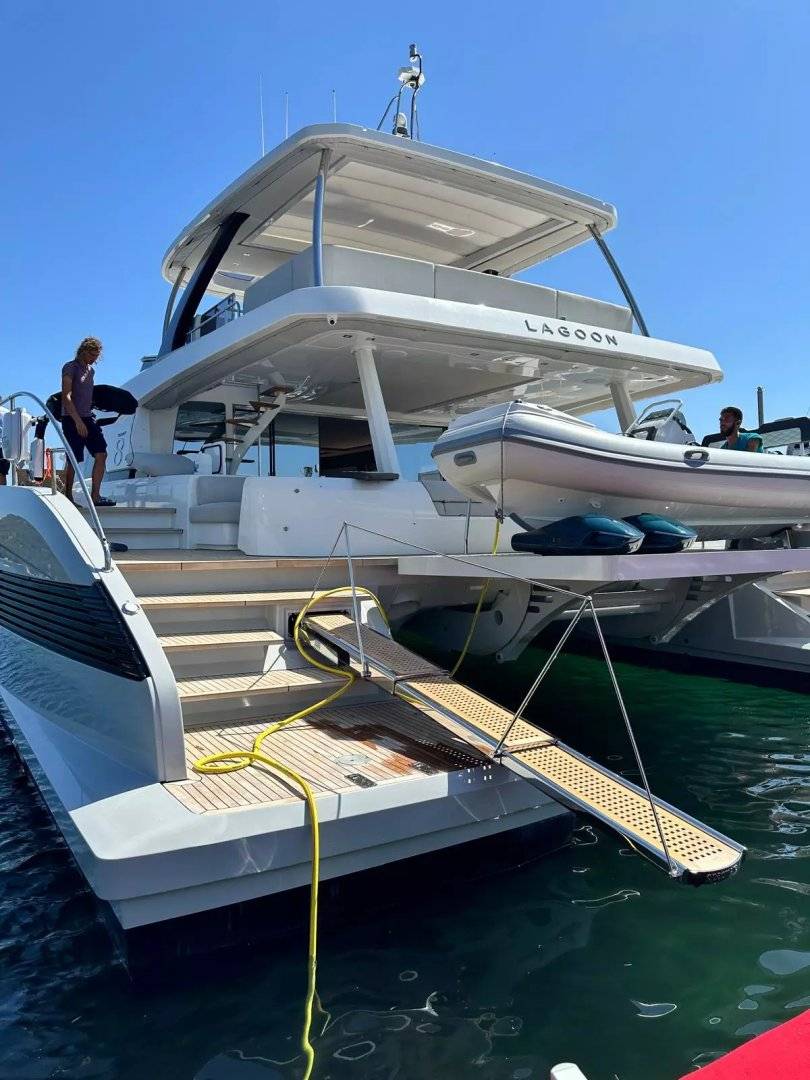 Lagoon Seventy 8 - 4