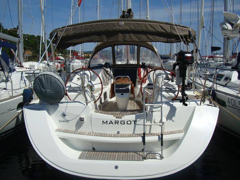 Sun Odyssey 42i Performance - 2