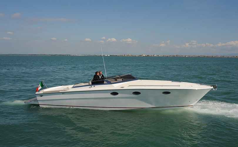 Tornado 38 Classic