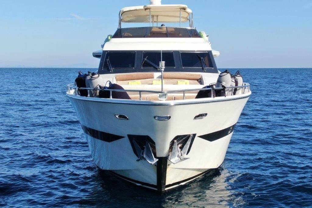 Versilcraft Phantom 80