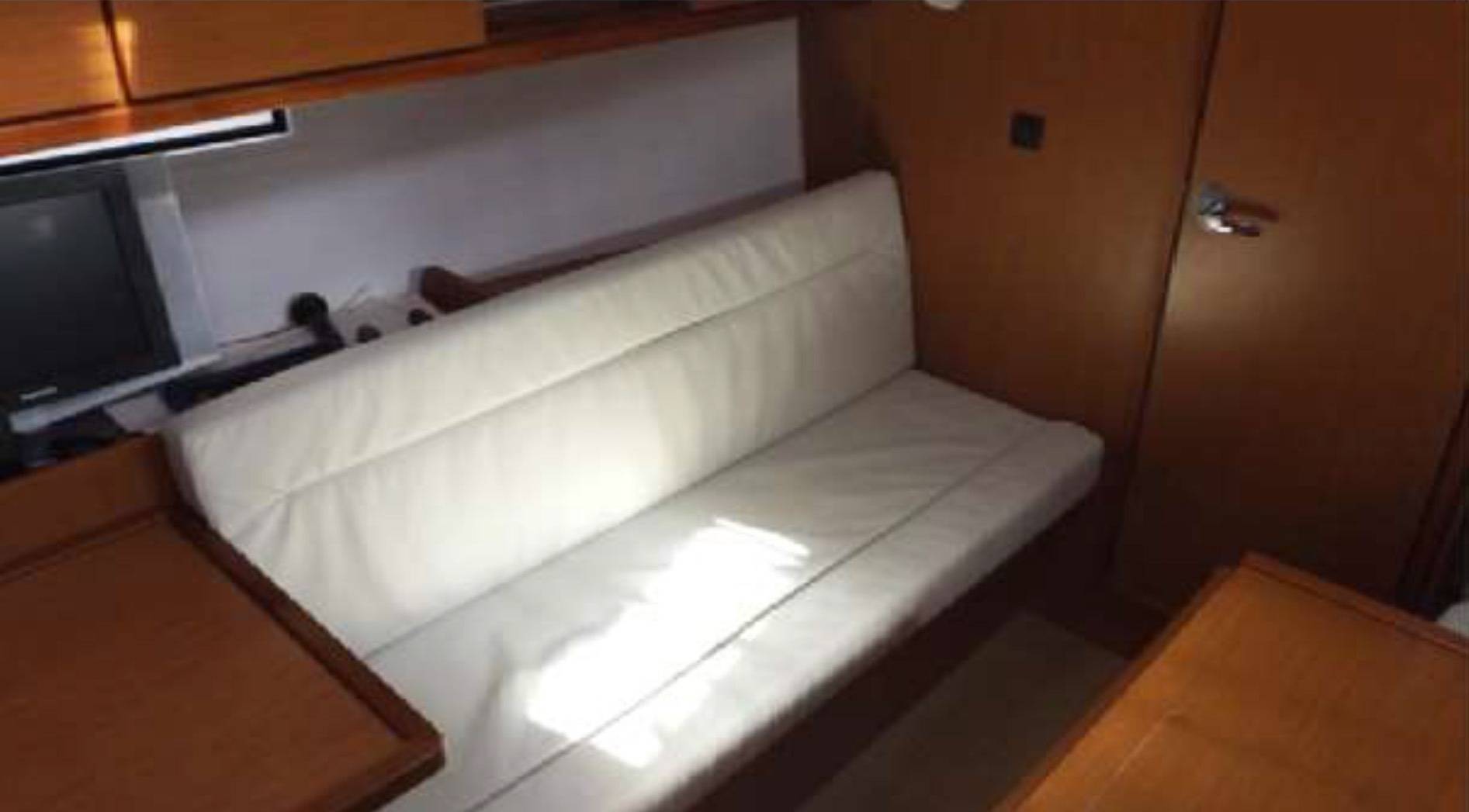 Bavaria 36 Cruiser - 2