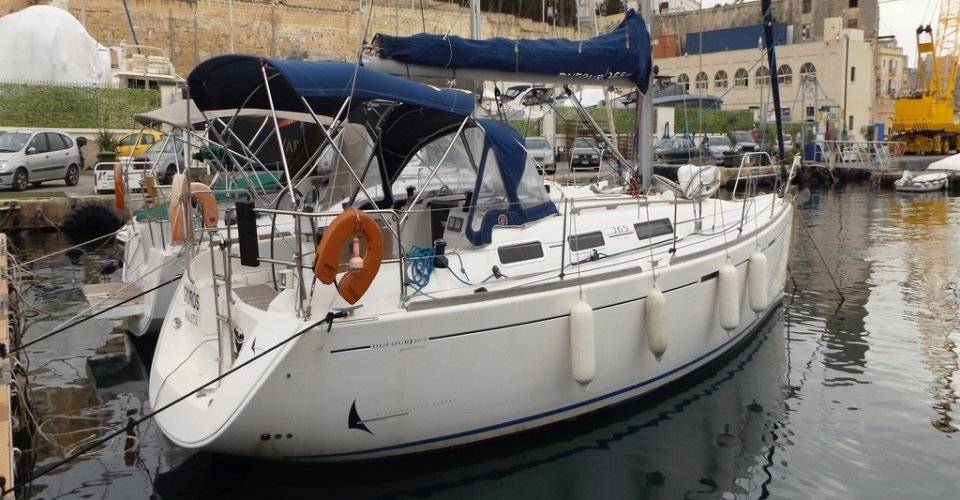Dufour 365