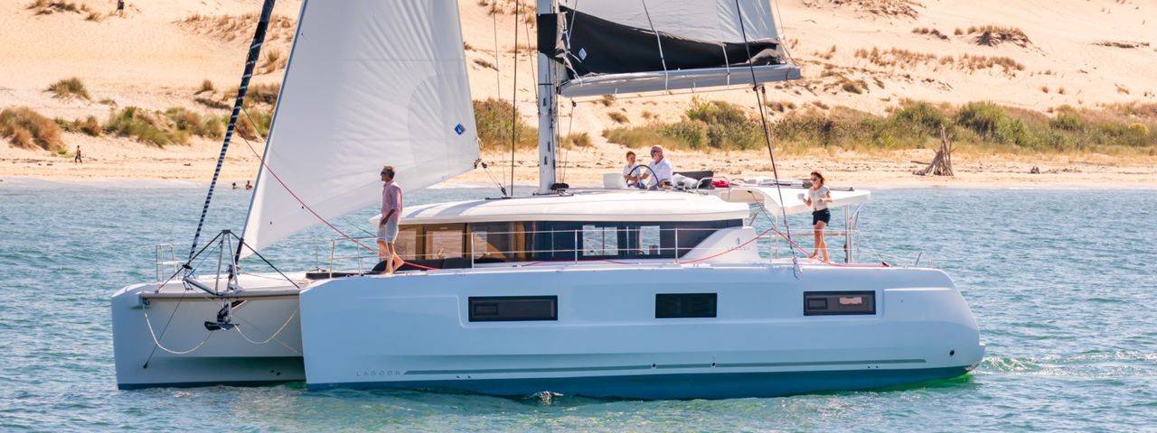 Lagoon 51 - 3